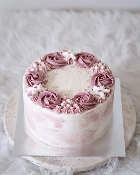 floral cake